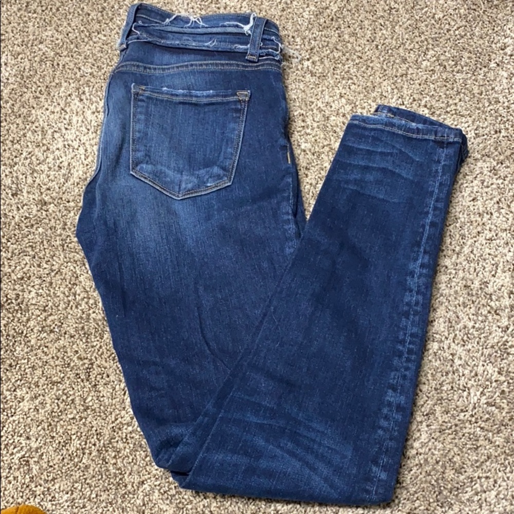 Skinny jeans flying monkey